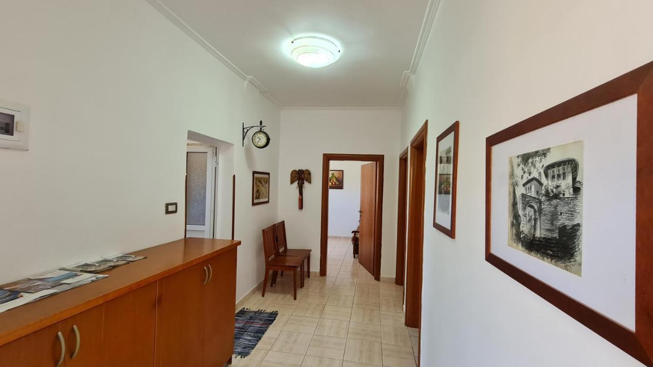 Village Home Next To The Sea Sarande Exterior photo